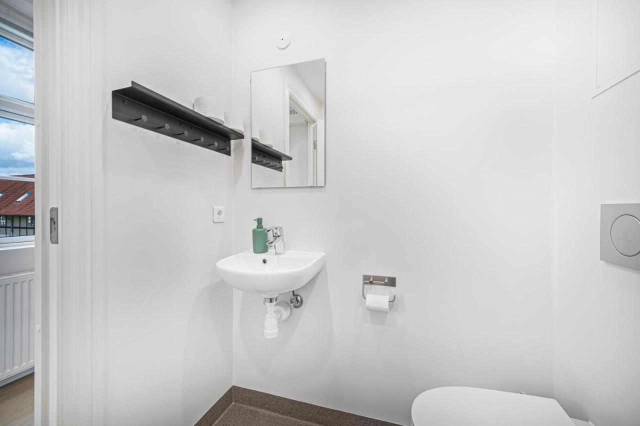 Hotel Kragsbjerggaard Odense Esterno foto