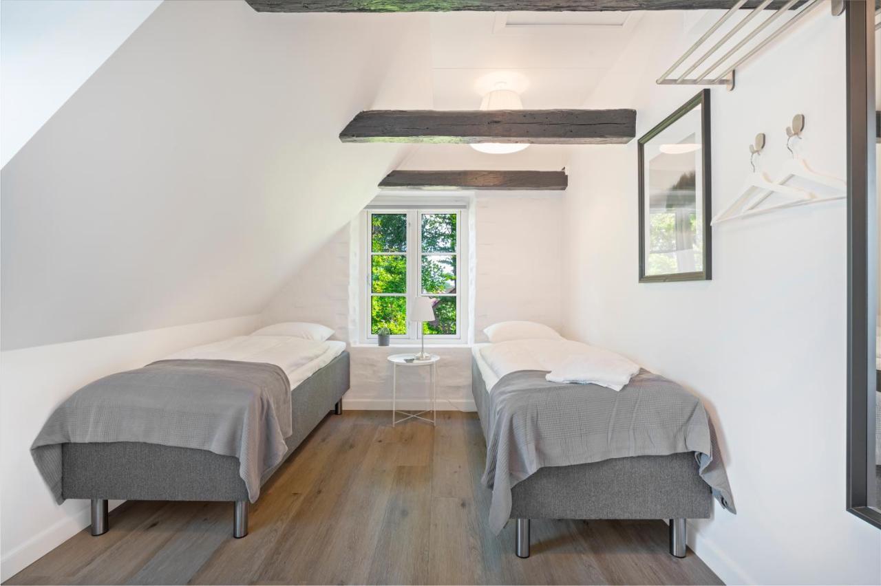Hotel Kragsbjerggaard Odense Esterno foto
